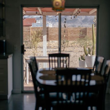 Casa Del Desierto - Panoramic Views - Pet Friendly - Fire Pit Vila Joshua Tree Exterior foto